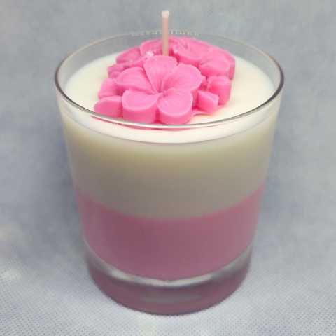 Świeca o zapachu róży